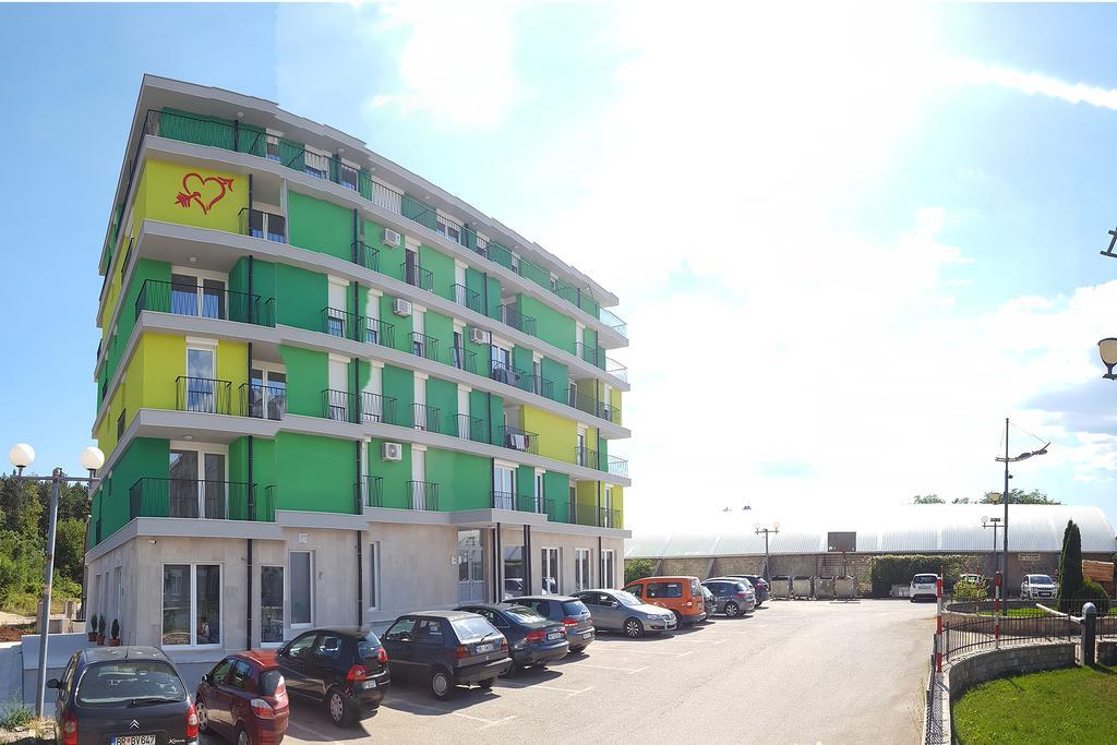 Green Trebjesa Apartment Nikšić エクステリア 写真